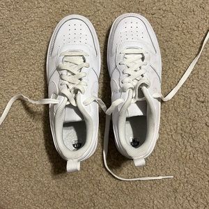 Nike Court Vision Low